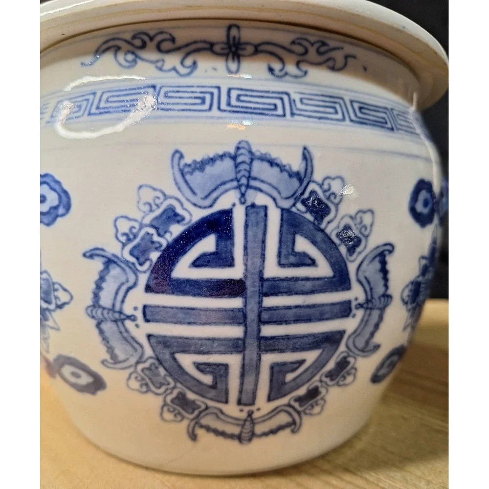 Vintage Blue and White Porcelain Ginger Jar Foo Dog Lid Longevity Shou Symbol - Picture 2 of 16